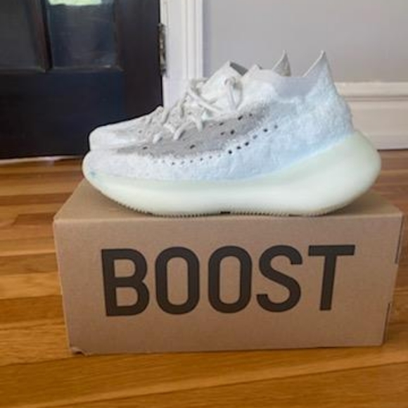 Yeezy 380 Calcite Glow - Picture 9 of 12